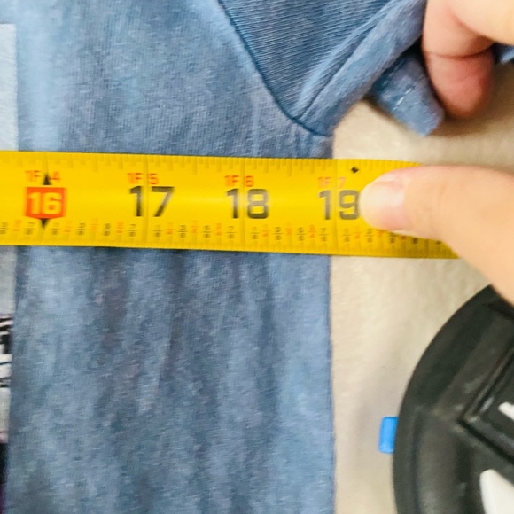 Ice Cube Blue Graphic T Shirt Women’s Size Medium Distressed Cotton Tee NEW - Picture 6 of 8